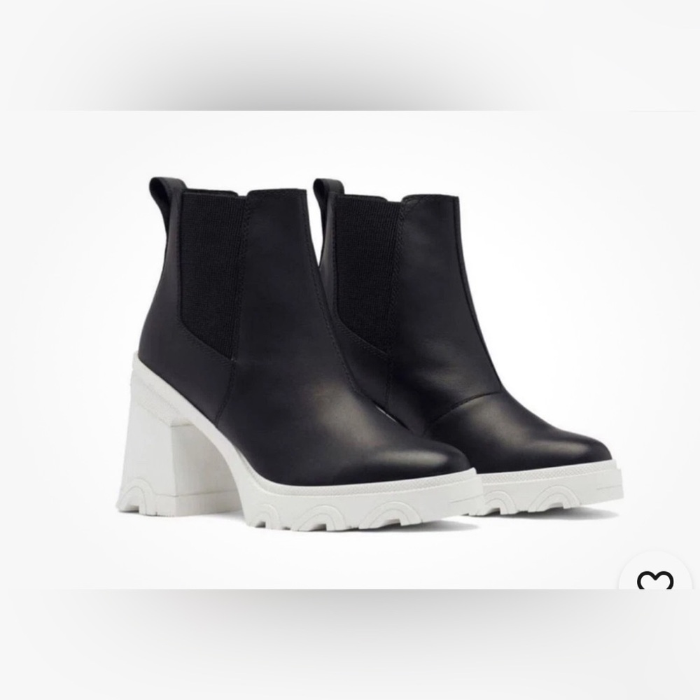 Sorel Black Leather Chelsea Boots with White Lug Heel